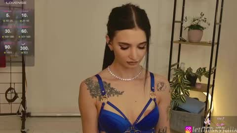 Snapshot of sky011fall chatting on May 2026 11:36:01 PM Eliza online show from May 2026 11:36:01 PM