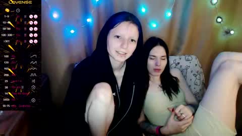 Snapshot of sky9669 chatting on January 2025 07:00:01 PM Iska Im genderfluid theyheshenot use ht have reasons and Mia my t-gf sheher online show from January 2025 07:00:01 PM