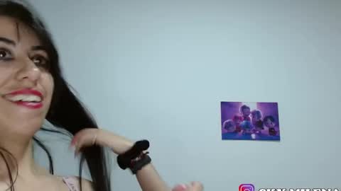 Snapshot of sky_girl1 chatting on January 2025 04:44:01 AM Mile online show from January 2025 04:44:01 AM