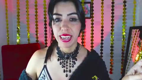 Snapshot of sky_girl1 chatting on March 2025 01:52:02 AM Mile online show from March 2025 01:52:02 AM