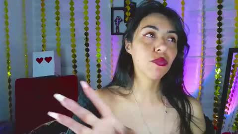 Snapshot of sky_girl1 chatting on March 2025 12:53:01 AM Mile online show from March 2025 12:53:01 AM