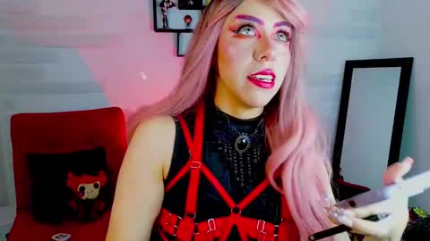 Snapshot of sky_girl1 chatting on October 2025 02:47:01 PM Mile online show from October 2025 02:47:01 PM