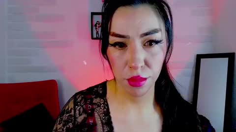 Snapshot of sky_girl1 chatting on October 2025 03:42:02 PM Mile online show from October 2025 03:42:02 PM