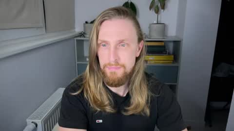 Snapshot of sky_guy25 chatting on November 2025 09:11:01 PM sky_guy25 online show from November 2025 09:11:01 PM