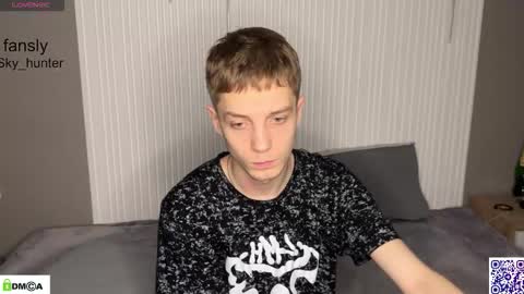 sky_hunter online show from November 2025 04:18:02 PM