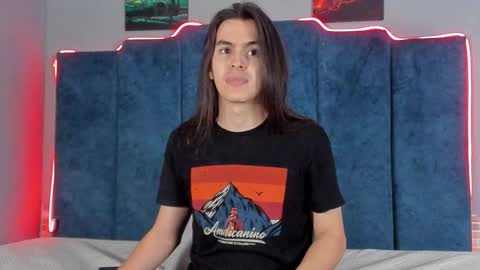 Santiago online show from November 2025 10:32:01 PM