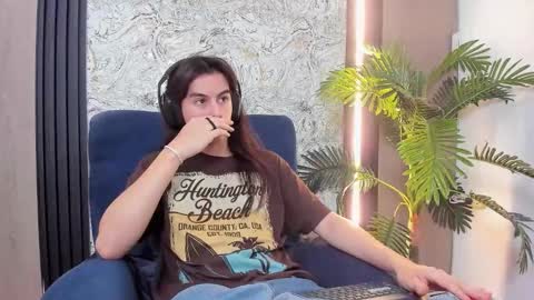 Santiago online show from January 2026 12:10:01 PM