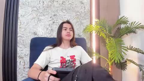 Santiago online show from January 2026 12:00:01 PM