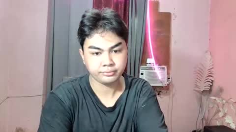 Snapshot of sky_uxxx chatting on October 2025 03:36:01 AM sky_uxxx online show from October 2025 03:36:01 AM