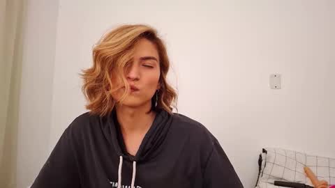 Vi online show from February 2026 01:57:02 AM