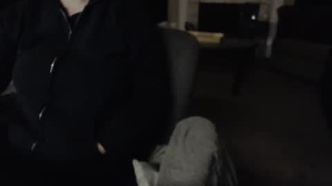 SKYLE   online show from April 2026 07:48:01 PM