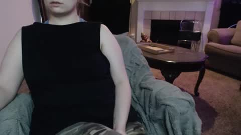 SKYLE   online show from May 2026 09:31:02 PM