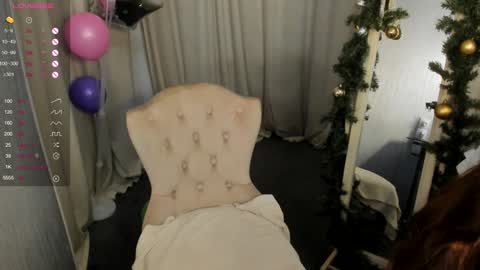 Snapshot of skye_shy chatting on December 2024 05:10:01 PM Skye online show from December 2024 05:10:01 PM
