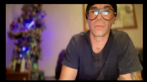 IAN HARD online show from June 2026 04:33:02 PM
