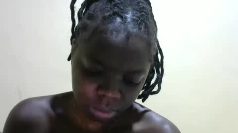 Snapshot of skylar2544 chatting on December 2025 01:21:02 AM skylar2544 online show from December 2025 01:21:02 AM