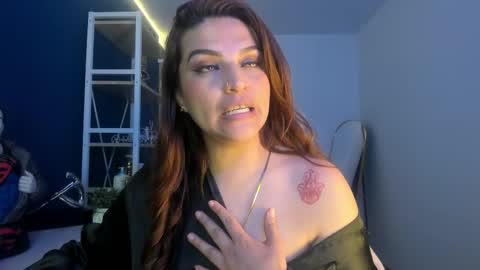 Snapshot of skylar__desire chatting on October 2025 02:58:02 AM skylar__desire online show from October 2025 02:58:02 AM