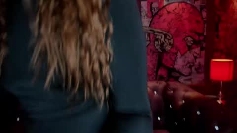 Snapshot of skylar__desire chatting on October 2025 11:45:02 AM skylar__desire online show from October 2025 11:45:02 AM