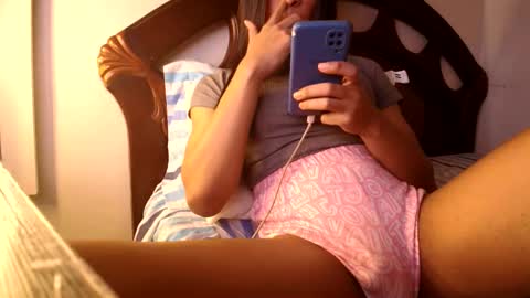 Snapshot of skylarg555 chatting on November 2025 05:57:01 AM skyla online show from November 2025 05:57:01 AM