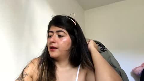 Skyler online show from April 2026 08:33:01 PM
