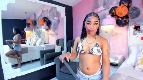 skylerbloom online show from October 2025 03:29:02 AM