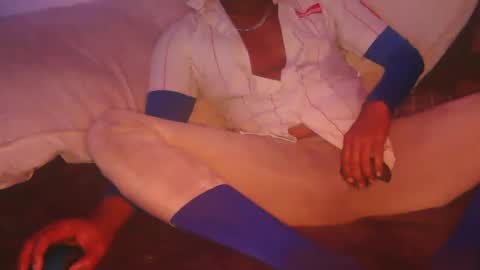 skyonetoo3 online show from September 2025 12:38:01 PM