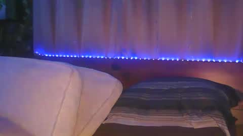 skyonetoo3 online show from September 2025 04:39:02 AM