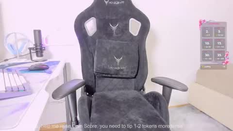 Snapshot of skyqueeni chatting on November 2025 08:25:02 AM Nastya online show from November 2025 08:25:02 AM