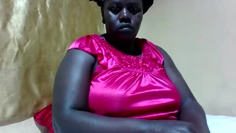 Snapshot of skyra1 chatting on January 2025 09:01:02 PM skyra1 online show from January 2025 09:01:02 PM