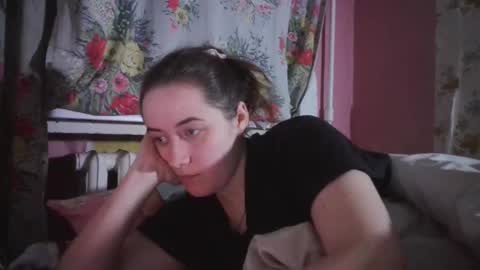 Snapshot of skyressie333 chatting on December 2024 04:47:02 PM skyressie333 online show from December 2024 04:47:02 PM