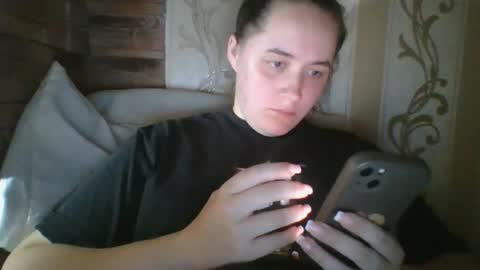 Snapshot of skyressie333 chatting on October 2025 08:18:02 PM skyressie333 online show from October 2025 08:18:02 PM