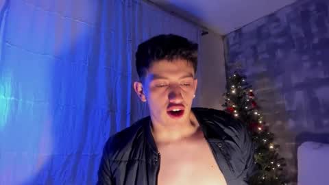 Snapshot of skyrid3r chatting on December 2025 12:26:02 AM Skyrider online show from December 2025 12:26:02 AM