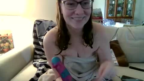 Snapshot of skywinters chatting on March 2026 07:40:01 PM Sky Winters online show from March 2026 07:40:01 PM