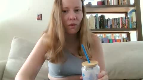 Sky Winters online show from May 2026 01:39:01 PM