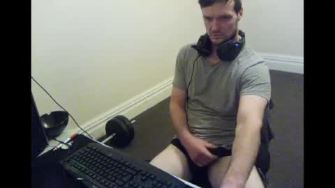 Snapshot of sl4ve_4_daddy chatting on July 2026 04:40:01 PM Slave For Daddy online show from July 2026 04:40:01 PM