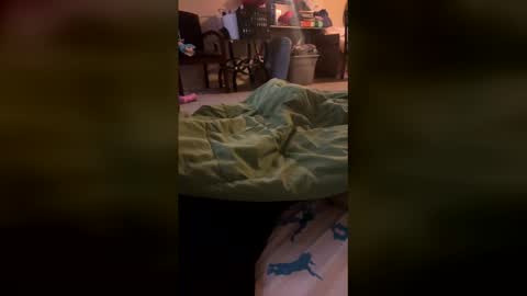 Snapshot of slap1611 chatting on December 2025 03:22:02 AM slap1611 online show from December 2025 03:22:02 AM