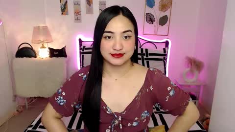 Queen Cyrine online show from February 2026 05:15:01 AM