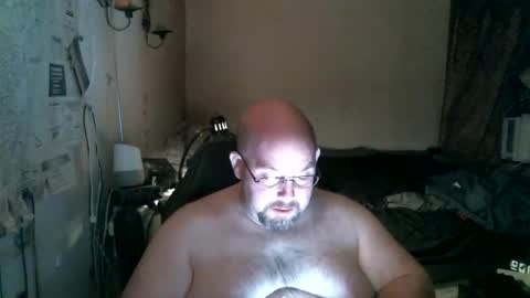 slavejim online show from March 2025 04:38:02 AM