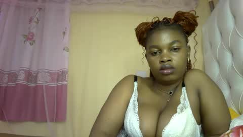 Snapshot of slayslay002 chatting on December 2024 09:13:02 PM Rose online show from December 2024 09:13:02 PM