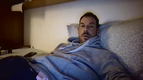 Snapshot of slevin1983 chatting on March 2025 06:07:01 PM slevin online show from March 2025 06:07:01 PM