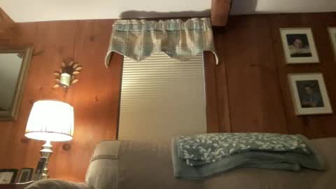 Snapshot of slickmass chatting on November 2025 08:19:01 PM SlickMass online show from November 2025 08:19:01 PM