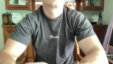 Snapshot of slickmass chatting on June 2026 01:14:01 PM SlickMass online show from June 2026 01:14:01 PM