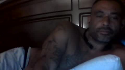 slickstre online show from August 2026 06:05:02 AM