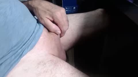 Snapshot of sliderguy699 chatting on October 2025 01:05:01 AM sliderguy699 online show from October 2025 01:05:01 AM