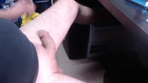 sliderguy699 online show from February 2026 03:02:01 AM