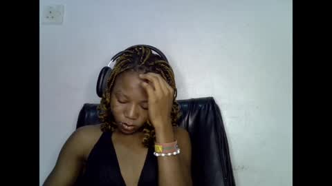 Snapshot of slim_ebonypet chatting on May 2026 06:05:02 PM Crystal online show from May 2026 06:05:02 PM