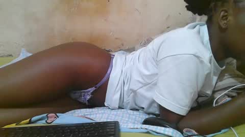 Snapshot of slim_girl3 chatting on August 2026 01:57:01 PM slim_girl3 online show from August 2026 01:57:01 PM
