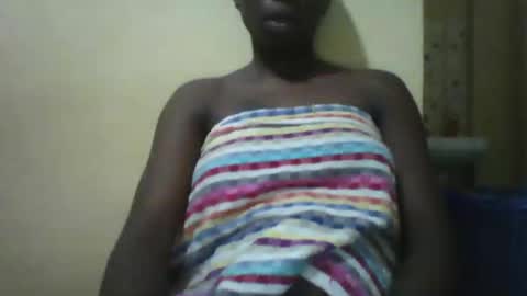 Snapshot of slim_petite_ebony chatting on February 2025 01:57:01 AM slim_petite_ebony online show from February 2025 01:57:01 AM