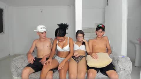 boy without tattoo Bryan -- with tatto Alan - New girl harper online show from November 2025 09:14:01 PM