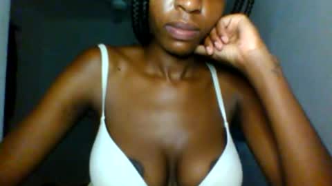 Snapshot of slimandthick1 chatting on April 2026 07:25:02 PM slimandthick1 online show from April 2026 07:25:02 PM