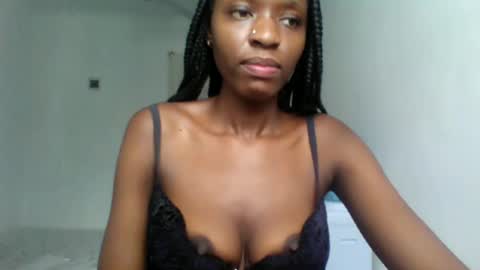 Snapshot of slimandthick1 chatting on April 2026 07:09:01 AM slimandthick1 online show from April 2026 07:09:01 AM